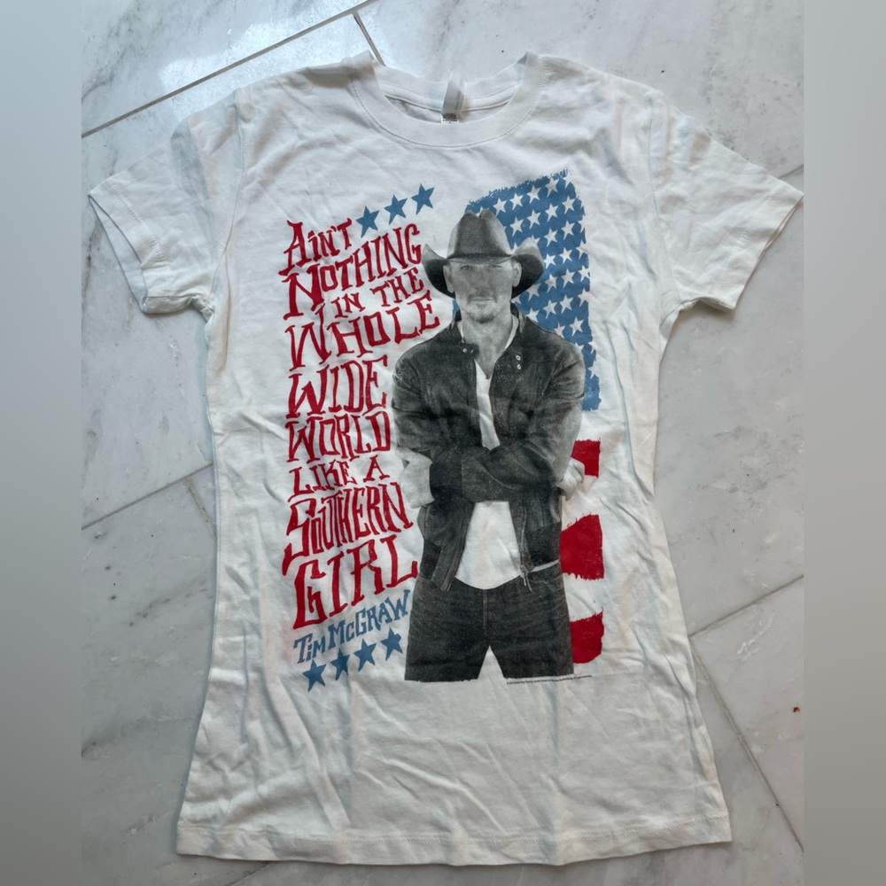 Tim McGraw concert tee. Women’s large; fits like small/medium. Worn once